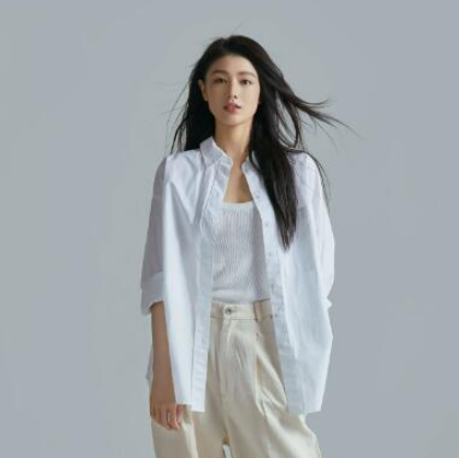 完蛋我被美女包围了是什么游戏